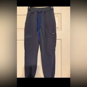Figs Limited Edition Pride Charcoal Zamora Joggers. Style# W22SW2018 Size XXS/P